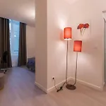 La Parerie Apartment *