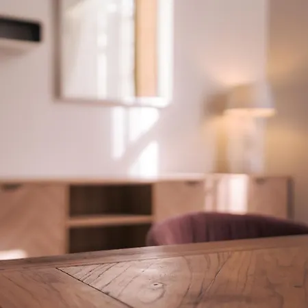La Parerie Apartment *